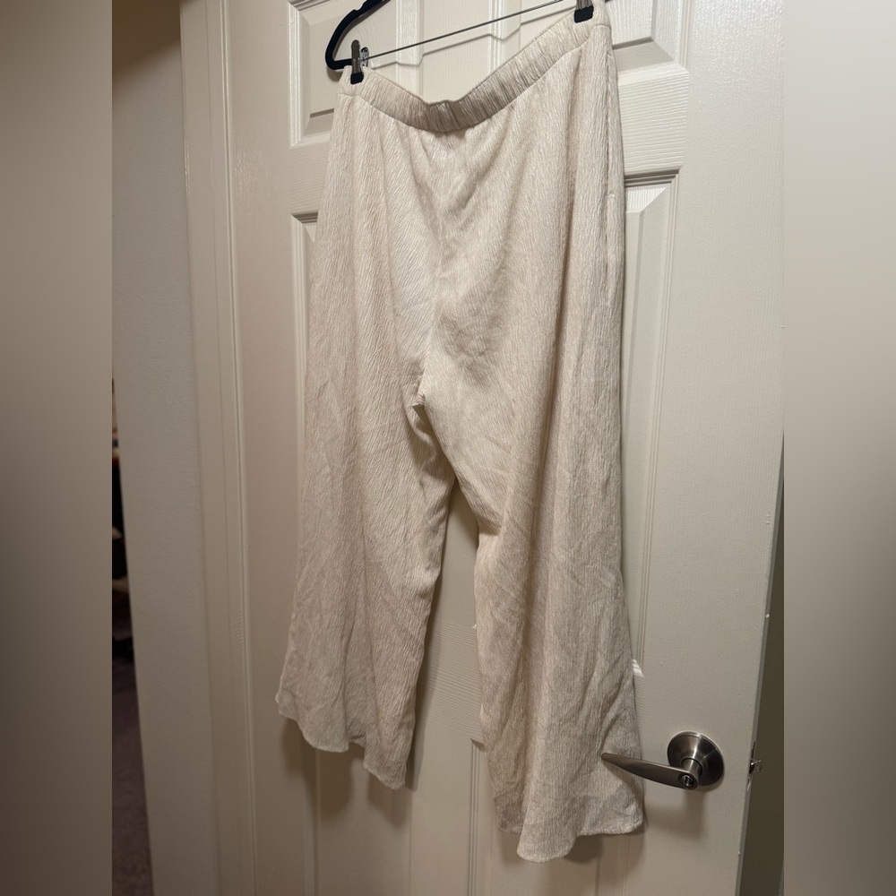 Abercrombie & Fitch Off-White Wide-Leg Pants - Picture 12 of 16